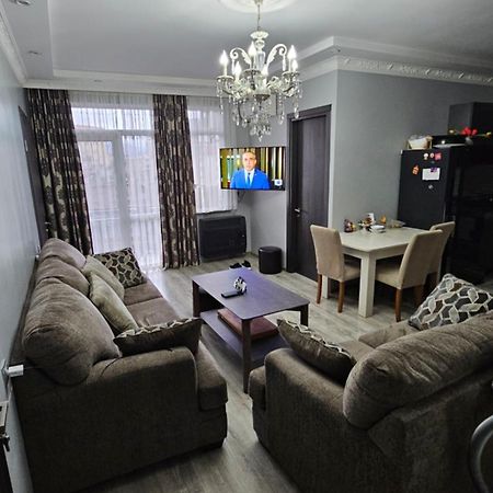 Apartment Irina Batumi Eksteriør bilde